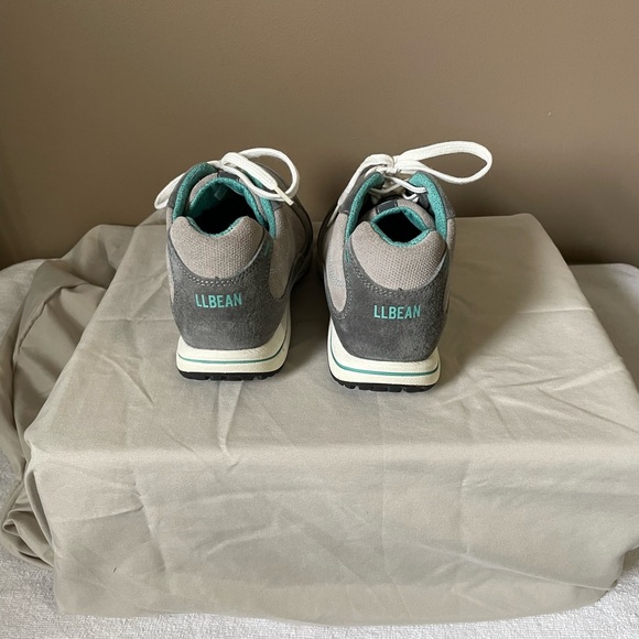 LL Bean women’s suede trail sneakers - Picture 4 of 5